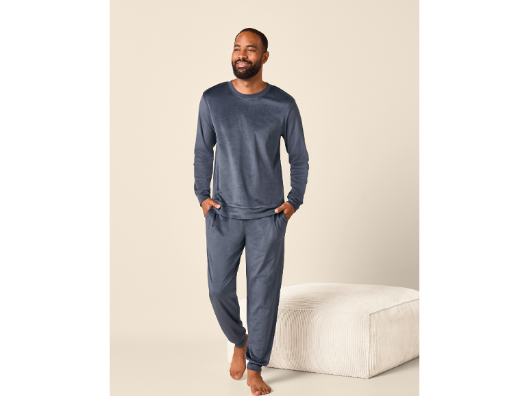 ESMARA MEN - Pijama de terciopelo de hombre.