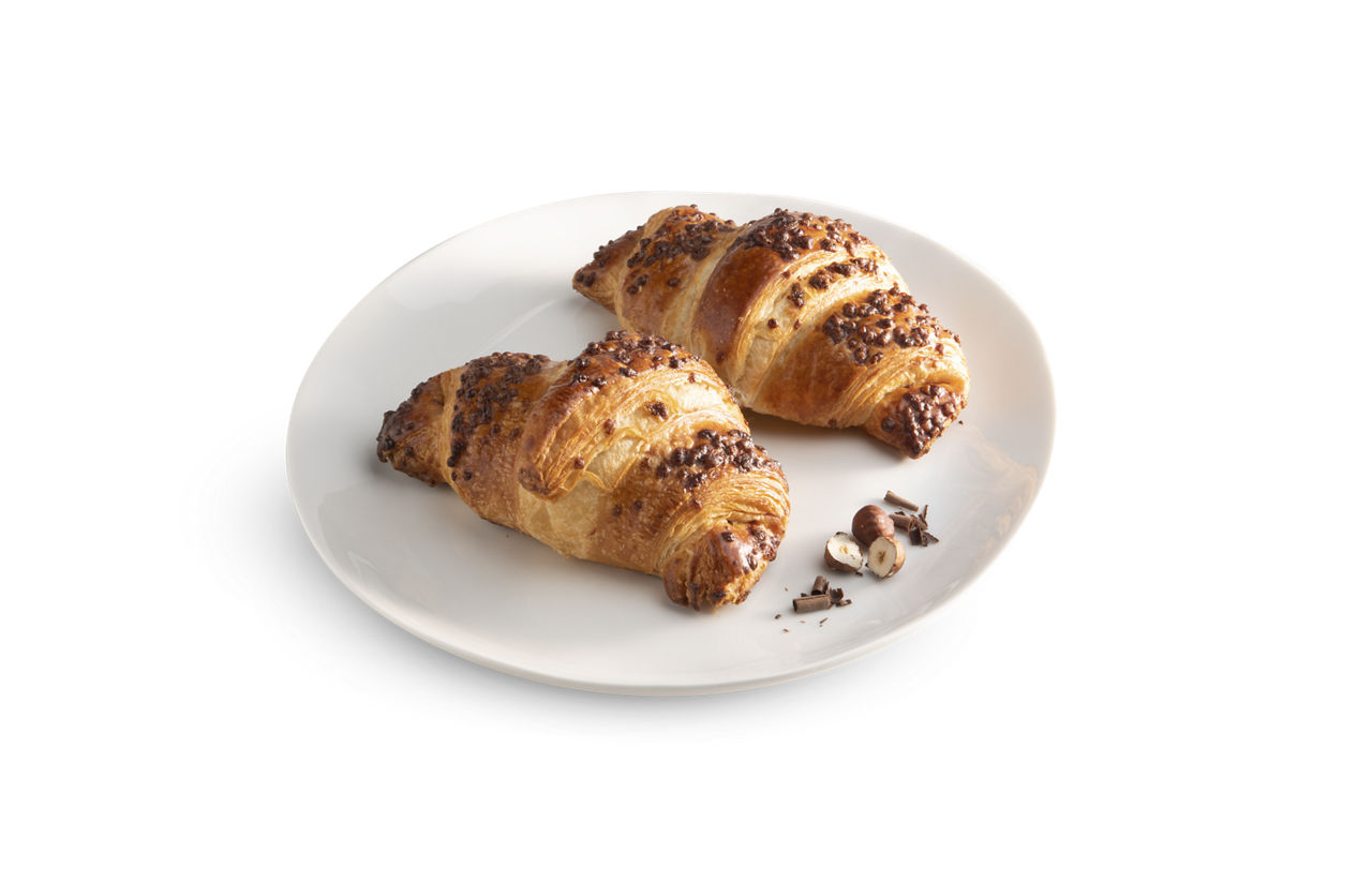 Croissant relleno de crema de cacao y avellanas