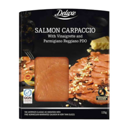 Carpaccio de salmón con vinagreta y parmigiano reggiano