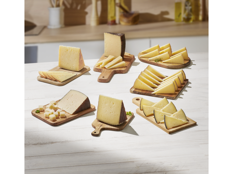RONCERO - Cuña de queso de oveja viejo