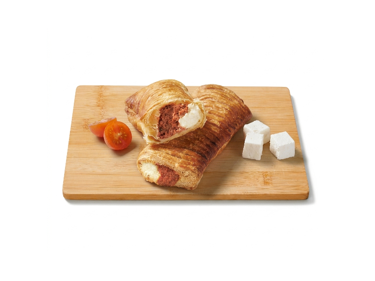 Hojaldre de tomate y queso