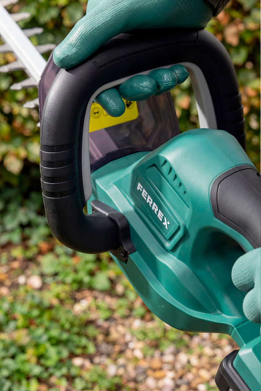 FERREX® - Cortasetos inalámbrico  20V